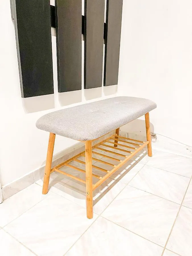 3 Warm Rooms In The Center Bucharest Apartment
